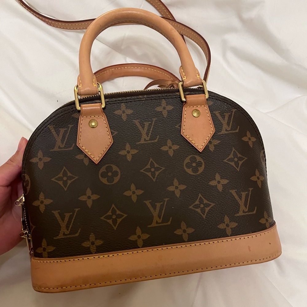 Louis Vuitton Alma BB